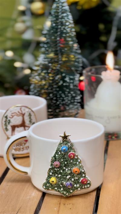 Christmas Tree Küt Mug